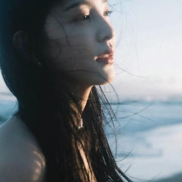 雾中湖